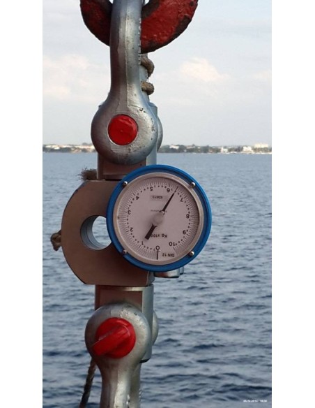 Dinamometro DIN12 su imbarcazione