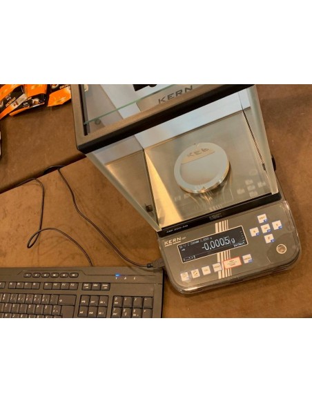 Bilancia Analitica KERN ABP applicazione tastiera