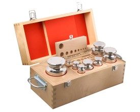 Pesiera Certificata Accredia classe M1 da 1 mg a 5 kg